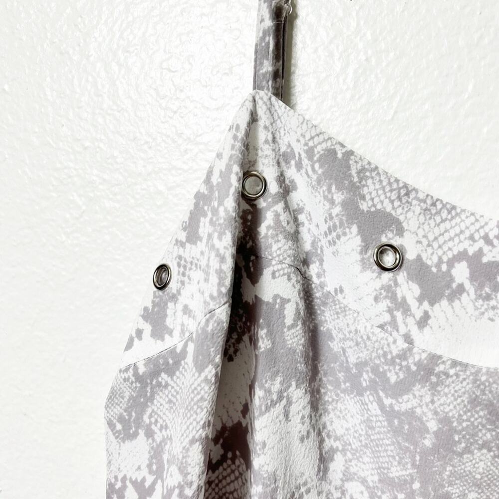 JENNIFER LOPEZ SNAKESKIN GREY WOMEN ADJUSTABLE TANK BLOUSE SIZE LARGE - Picture 2 of 4